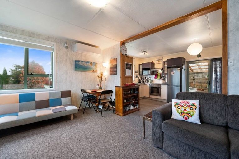 Photo of property in 17 Runuku Grove, Turangi, 3334