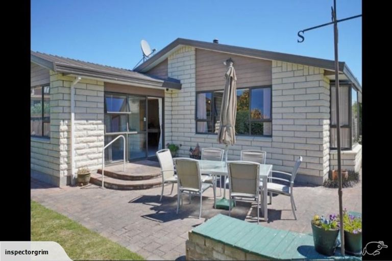 Photo of property in 8 Regent Avenue, Rangiora, 7400
