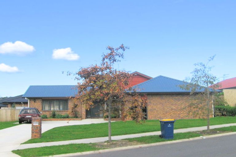 Photo of property in 51 Sapperton Drive, Henderson, Auckland, 0612