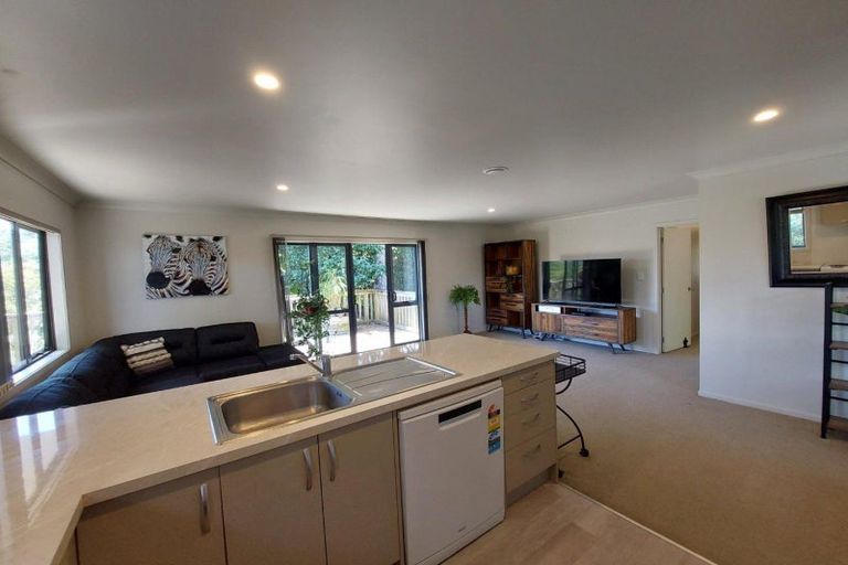 Photo of property in 421a Carrington Street, Upper Vogeltown, New Plymouth, 4310