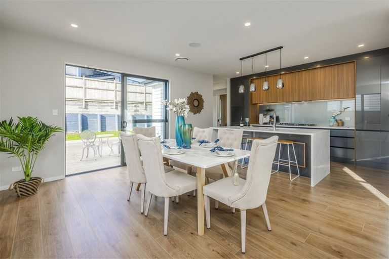 Photo of property in 7 Bendridge Street, Flat Bush, Auckland, 2019