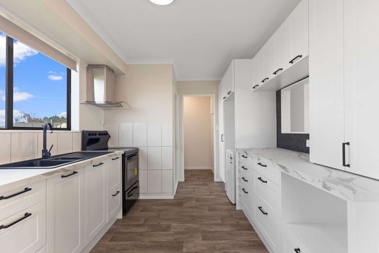 Photo of property in 65a Pohutukawa Drive, Owhata, Rotorua, 3010