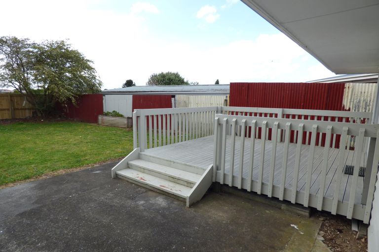Photo of property in 16 Cornwall Road, Papatoetoe, Auckland, 2025