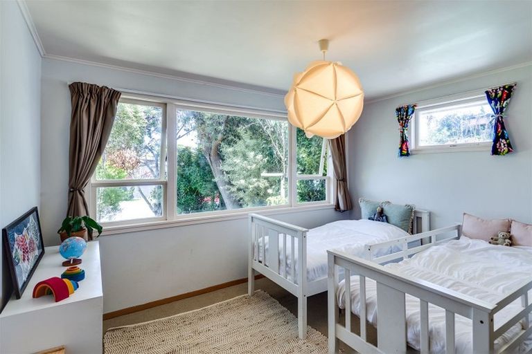 Photo of property in 10 Shirley Place, Bay View, Napier, 4104