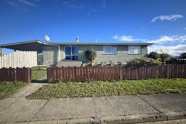 Photo of property in 71 Avon Road, Clifton, Invercargill, 9812