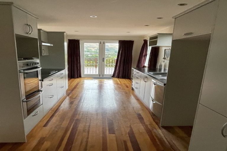 Photo of property in 31 Lynda Avenue, Paparangi, Wellington, 6037