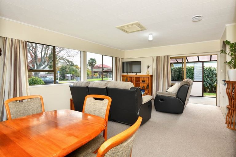 Photo of property in 19 Stout Street, Whataupoko, Gisborne, 4010