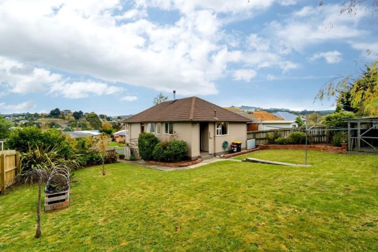 Photo of property in 31 Burgess Street, Green Island, Dunedin, 9018