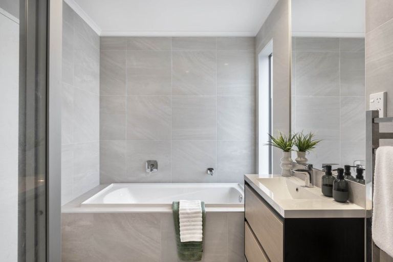 Photo of property in 38 Wallace Road, Hobsonville, Auckland, 0616