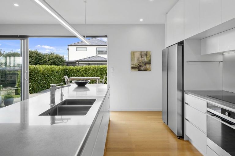 Photo of property in 6 Provincial Road, Halswell, Christchurch, 8025