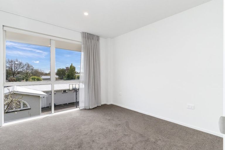 Photo of property in 4/13 Meadowville Avenue, Spreydon, Christchurch, 8024