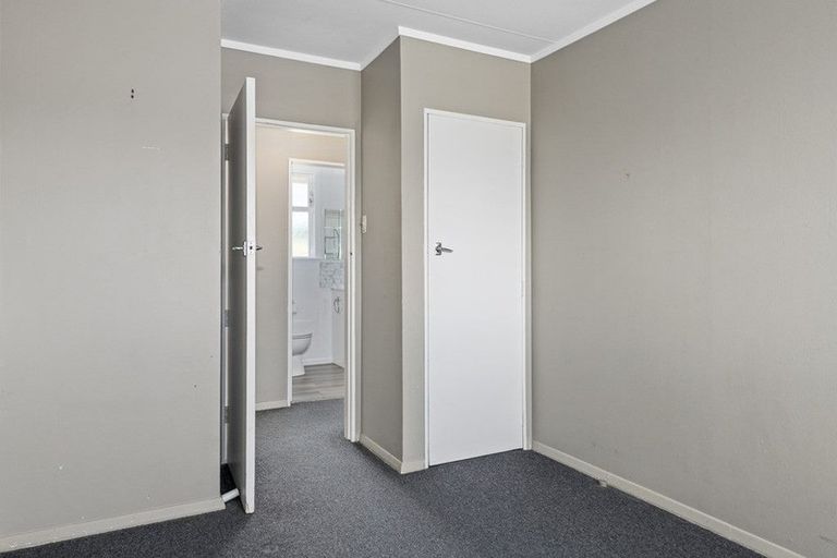 Photo of property in 9 Phar Lap Grove, Trentham, Upper Hutt, 5018