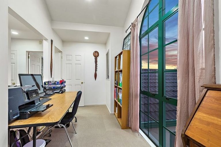 Photo of property in 151 Colwill Road, Massey, Auckland, 0614