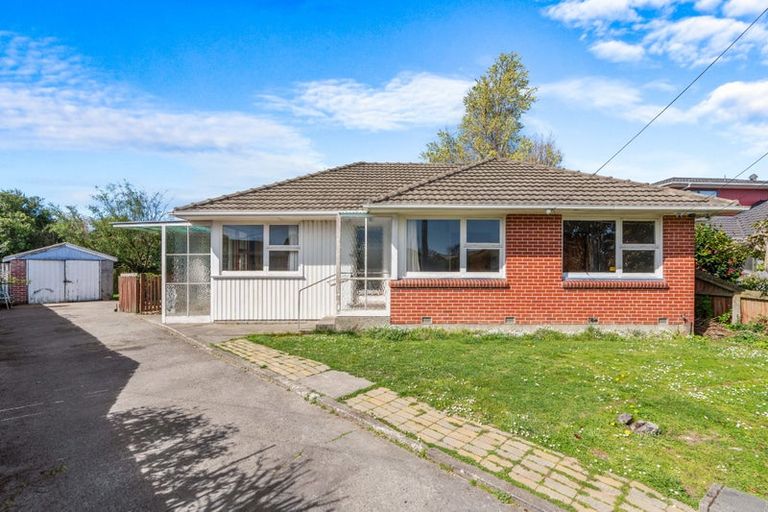 Photo of property in 10 Bendale Place, Avonhead, Christchurch, 8042