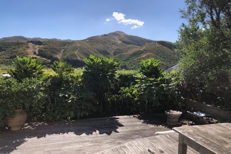 Photo of property in 110 Severn Street, Island Bay, Wellington, 6023