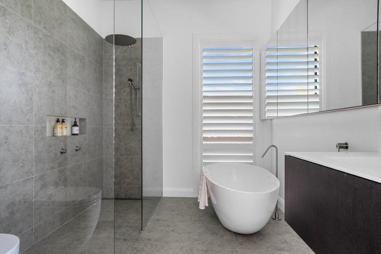 Photo of property in 73 Pomona Road, Kumeu, 0891