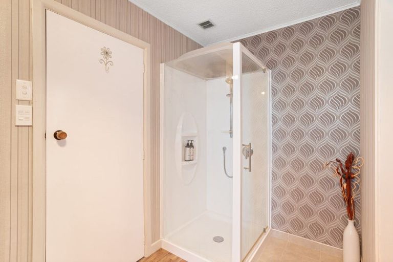 Photo of property in 77b Hampden Street, Picton, 7220