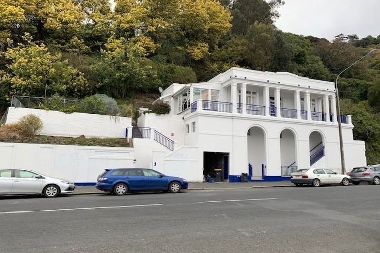 Photo of property in 1 Duke Street, North Dunedin, Dunedin, 9016