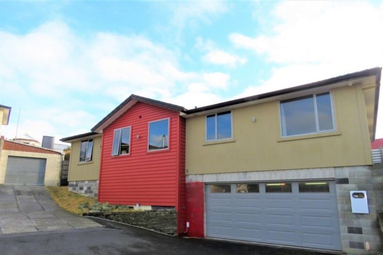 Photo of property in 38 Wharfe Street, South Hill, Oamaru, 9400