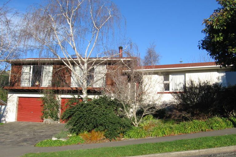 Photo of property in 2 Wedgewood Avenue, Cashmere, Christchurch, 8022