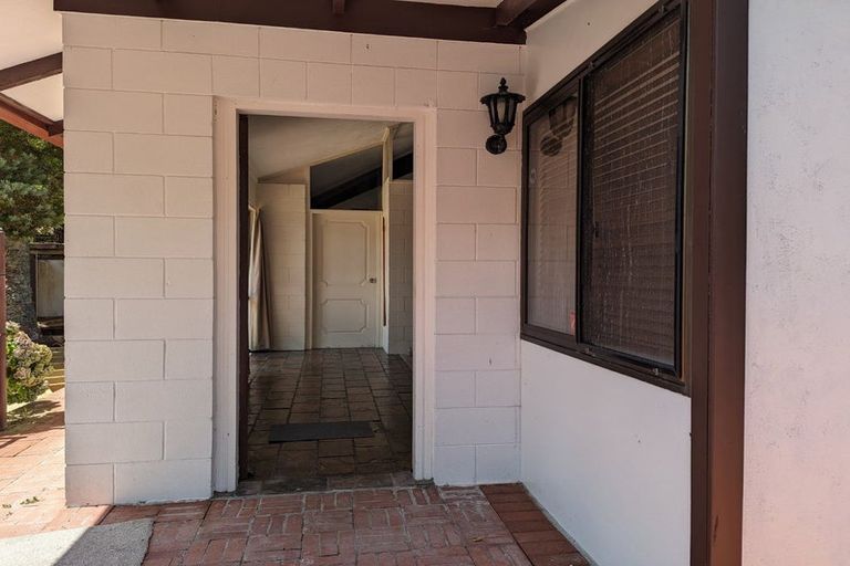 Photo of property in 118b Konini Road, Titirangi, Auckland, 0604