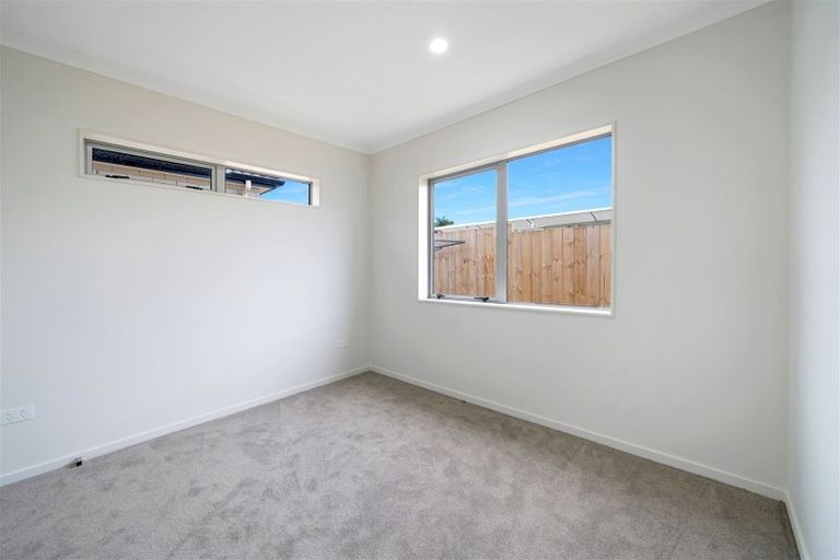 Photo of property in 69d Great South Road, Manurewa, Auckland, 2102