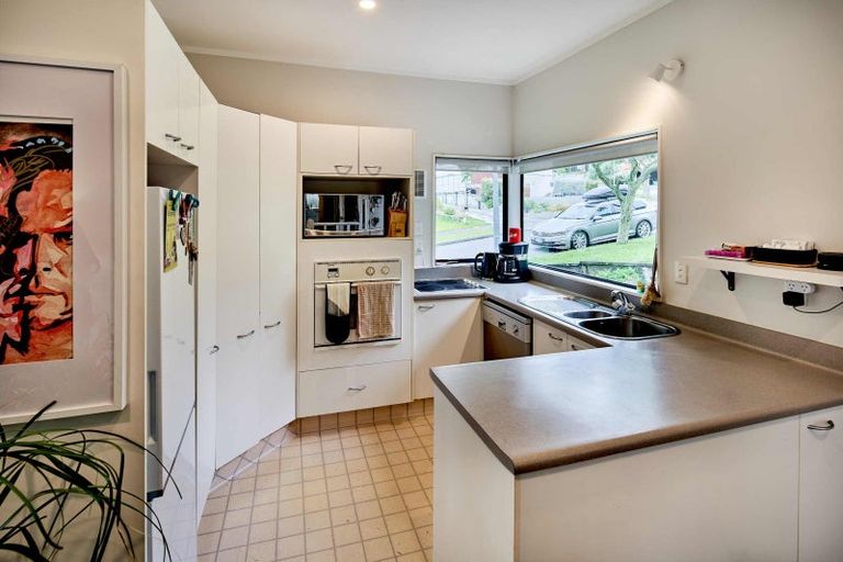 Photo of property in 2 Pilot Lane, Whitby, Porirua, 5024