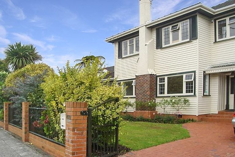 Photo of property in 12 Cornwall Street, Hutt Central, Lower Hutt, 5010