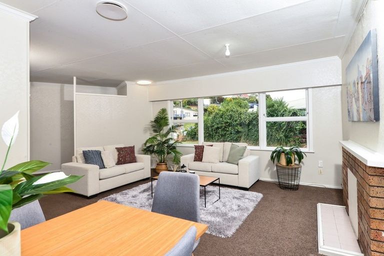 Photo of property in 74 Bremworth Avenue, Dinsdale, Hamilton, 3204