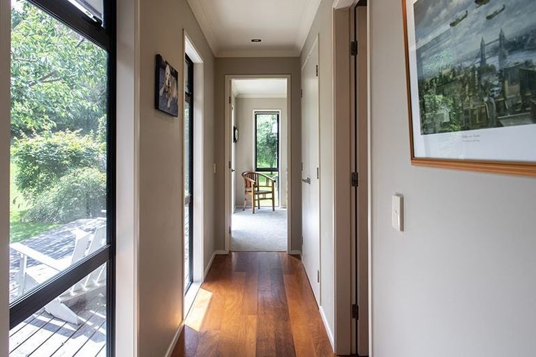 Photo of property in 208 Mapara Road, Acacia Bay, Taupo, 3385