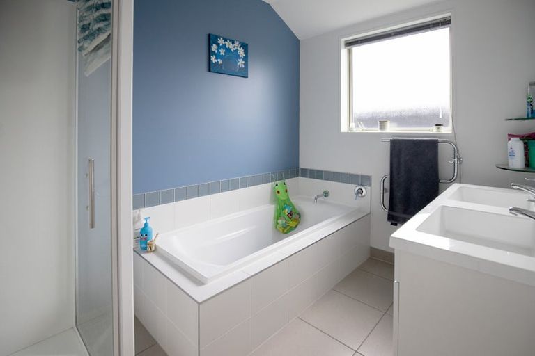 Photo of property in 4 Kessen Street, Pegasus, 7612