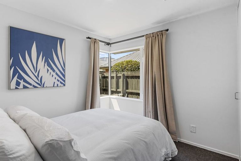 Photo of property in 1/271 Avonhead Road, Avonhead, Christchurch, 8042