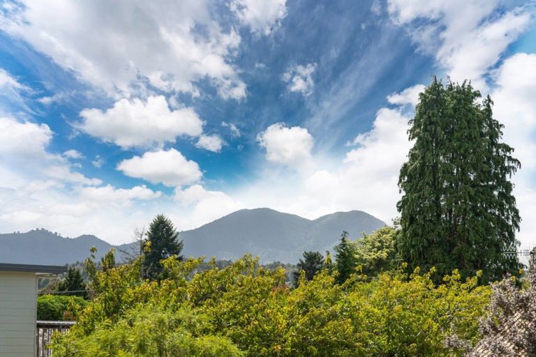 Photo of property in 2/11 Kereru Street, Two Mile Bay, Taupo, 3330