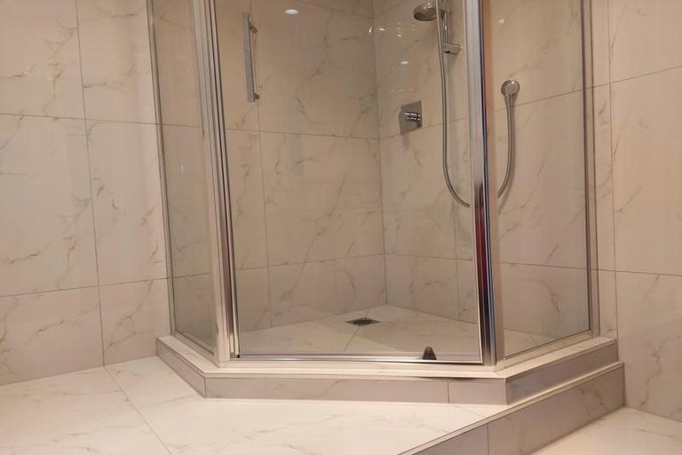 Photo of property in 34 Preston Avenue, Henderson, Auckland, 0610