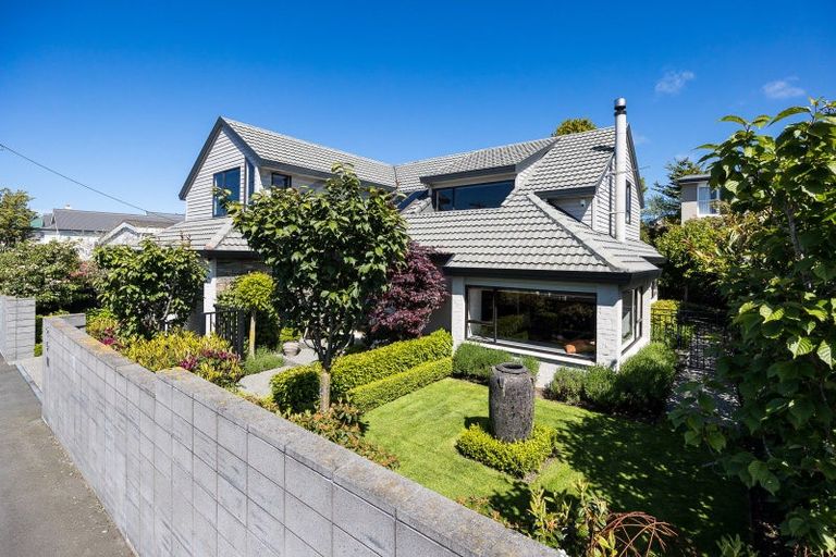 Photo of property in 25 Granville Terrace, Belleknowes, Dunedin, 9011