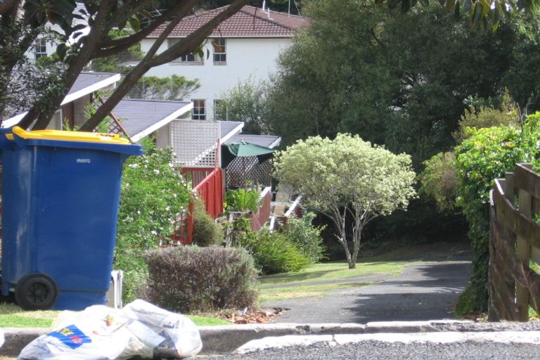 Photo of property in 4/20 Penning Road, Castor Bay, Auckland, 0620