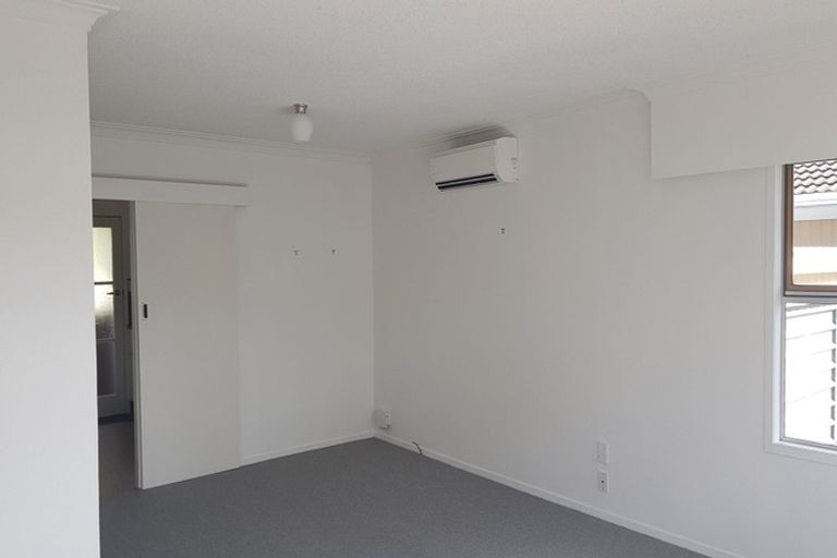 Photo of property in 2/55 Nile Road, Milford, Auckland, 0620