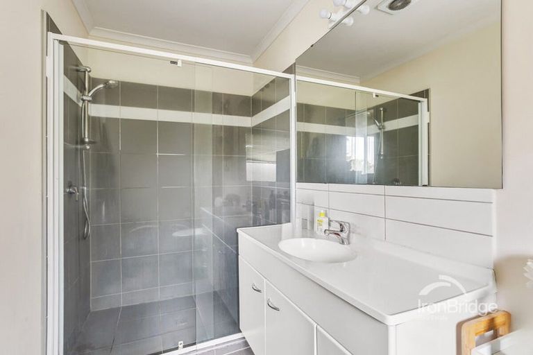 Photo of property in 22 San Pedro Place, Henderson, Auckland, 0612
