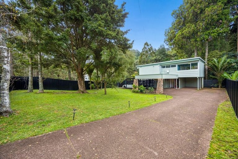 Photo of property in 7 Waima Crescent, Titirangi, Auckland, 0604