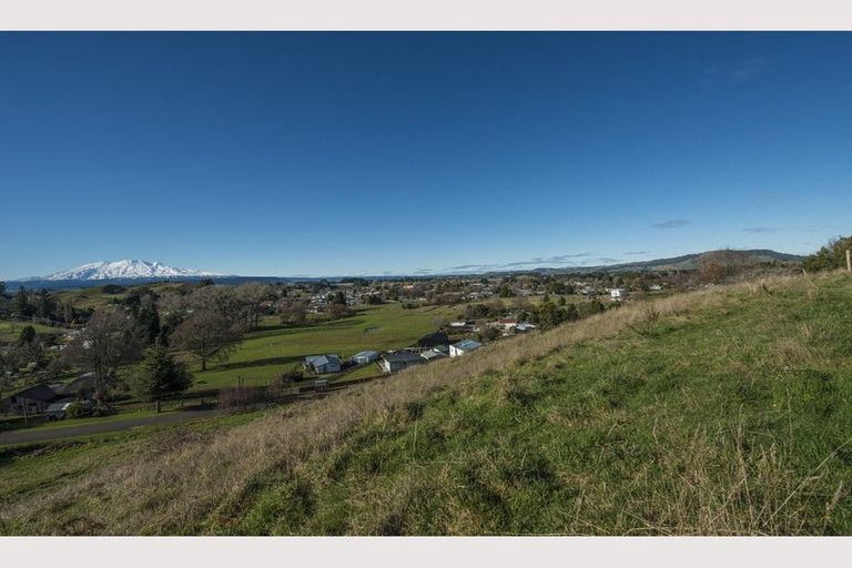 Photo of property in 24 Hukaroa Road, Raetihi, 4632