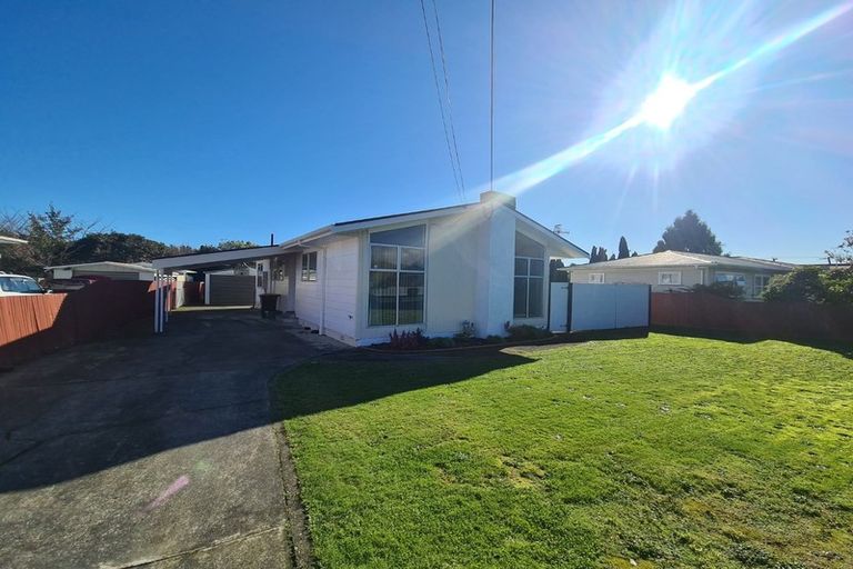 Photo of property in 27 Cobham Street, Levin, 5510