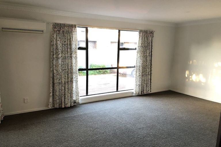 Photo of property in 4 Lodge Place, Ilam, Christchurch, 8041