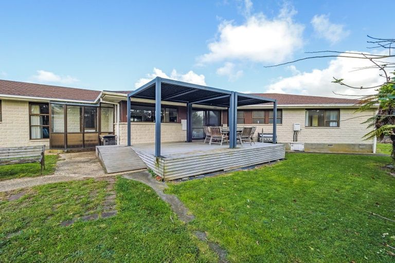 Photo of property in 73 Fergusson Street, Woodville, 4920