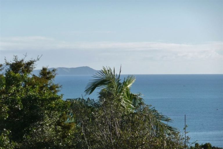 Photo of property in 13 Christine Drive, Coopers Beach, 0420