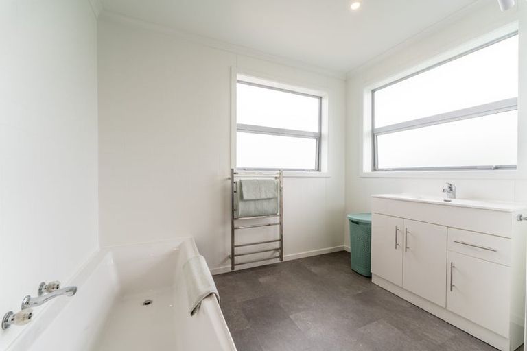 Photo of property in 1a Belfield Street, Waimataitai, Timaru, 7910