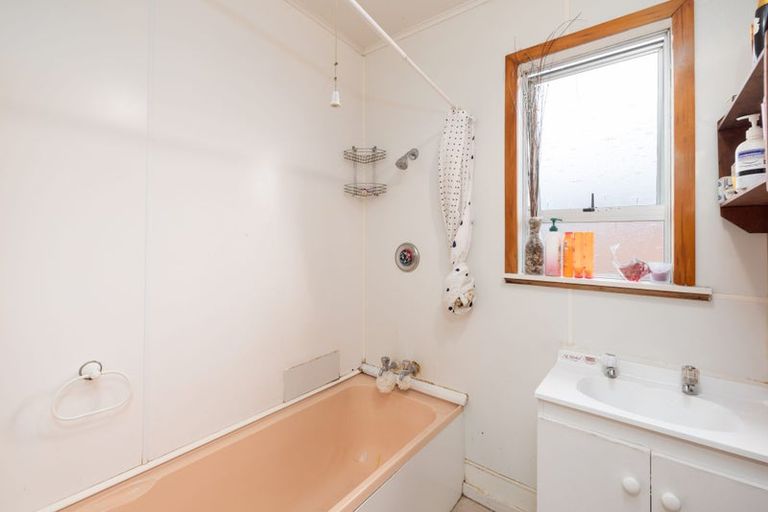 Photo of property in 1/461 Bower Avenue, Parklands, Christchurch, 8083