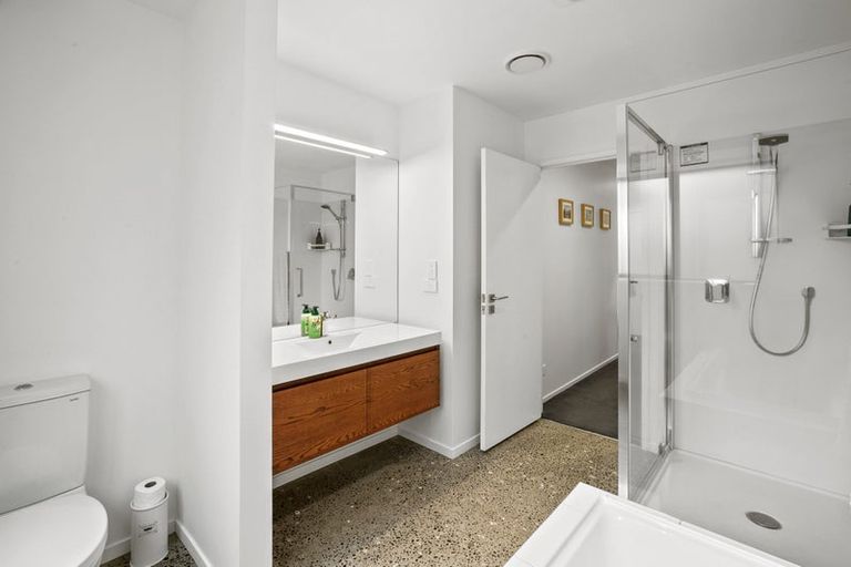 Photo of property in 7c Pipitea Place, Whalers Gate, New Plymouth, 4310