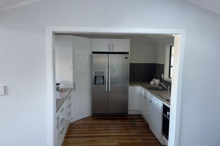 Photo of property in 2 Anzia Way, Johnsonville, Wellington, 6037