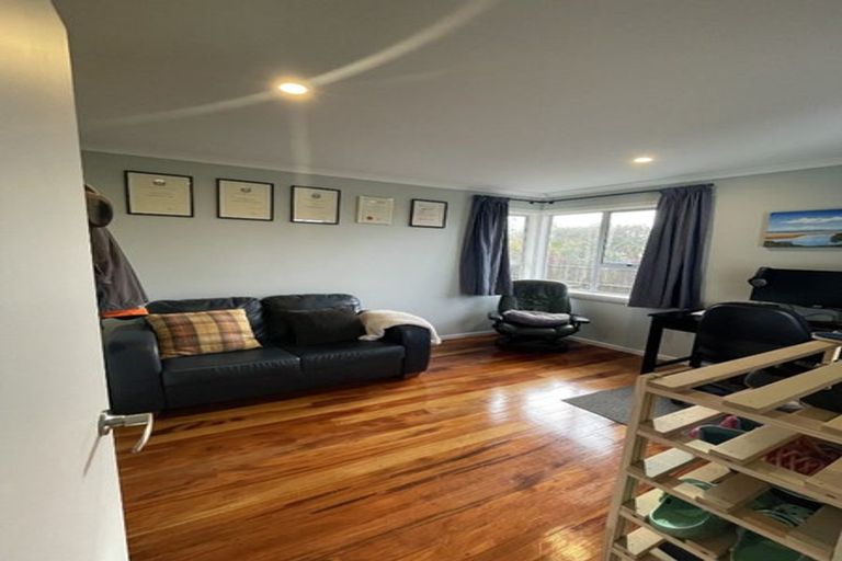 Photo of property in 12 Standish Street, Inglewood, 4330