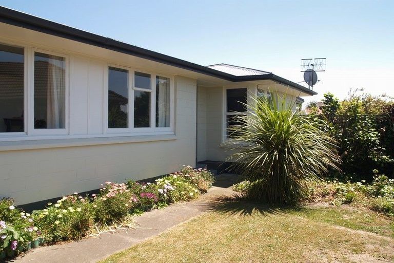 Photo of property in 51 Manurere Street, Hei Hei, Christchurch, 8042